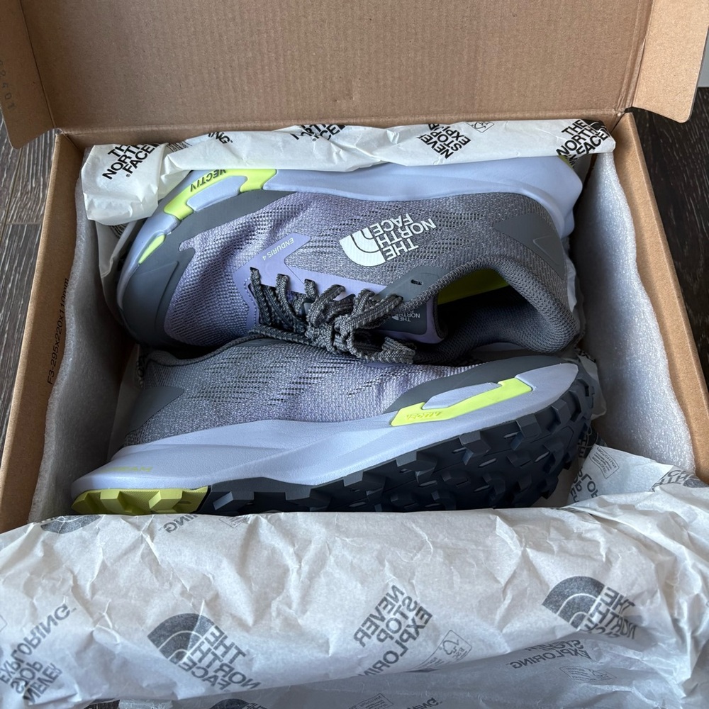 NEW North Face VECTIV™ Enduris 4 Running Shoes Size 6